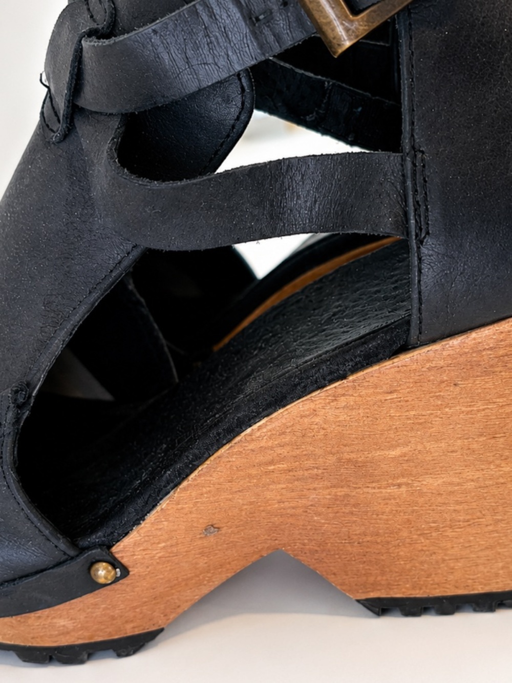 Free People - Salida Clogs – Black Leather Wedge Clogs | Size US 8 - Picture 5 of 7